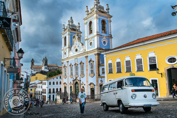 Dans le vieux quartier coloré du Pelourinho, Salvador de Bahia, Brésil © Clément Racineux / Tonton Photo