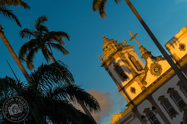 Coucher de soleil sur la cathédrale du terreiro do Jesus, Pelourinho, Salvador de Bahia, Brésil © Clément Racineux / Tonton Photo